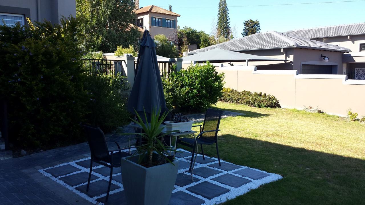 29 Carissa Street Apartment Somerset West Luaran gambar